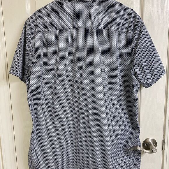 💼Mens Casual Short Sleeve Shirt by Calibrate. Geometric Pattern, Blue. XL - Picture 4 of 6